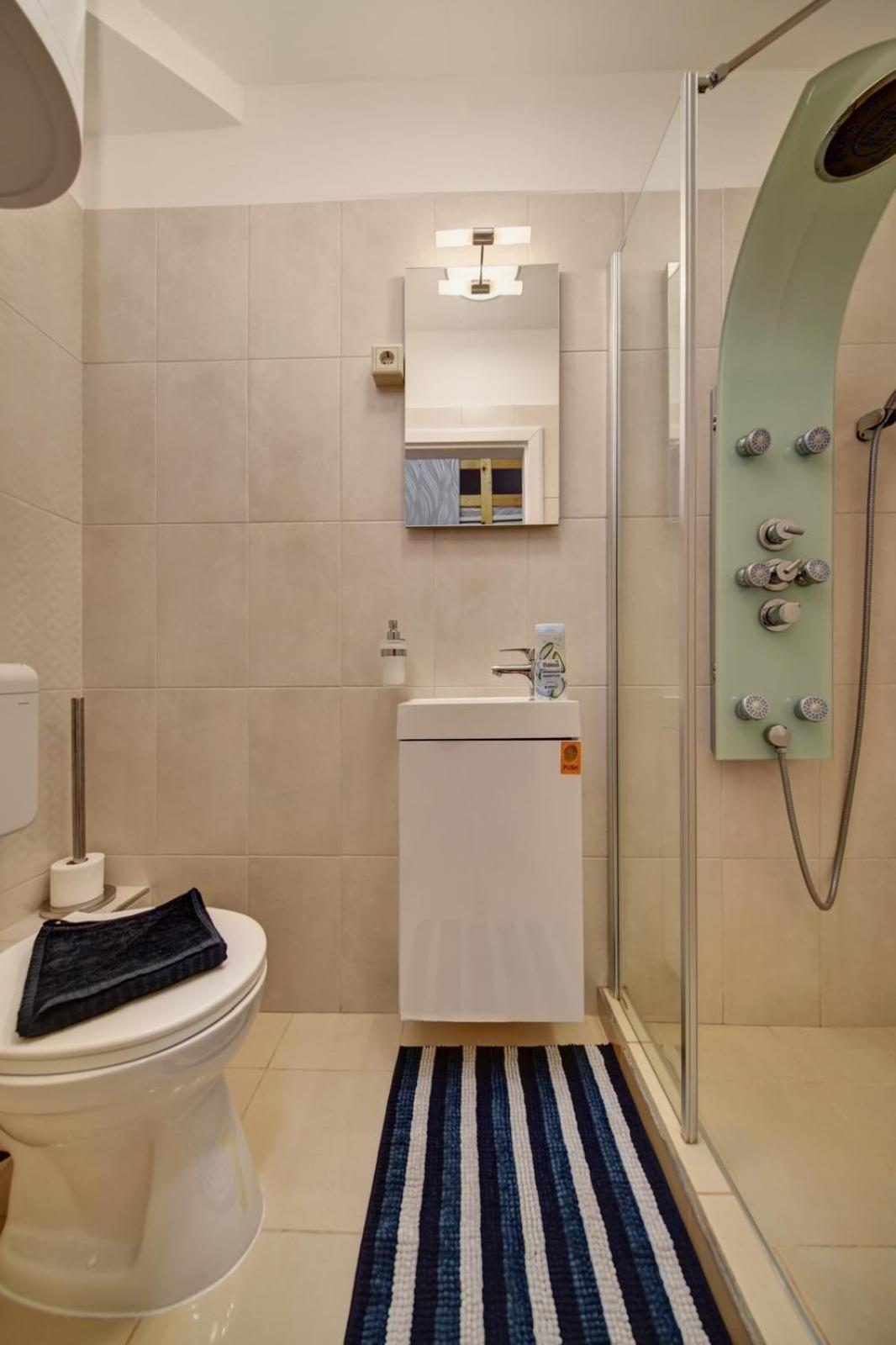Fashion Street Loft Lägenhet Budapest Exteriör bild
