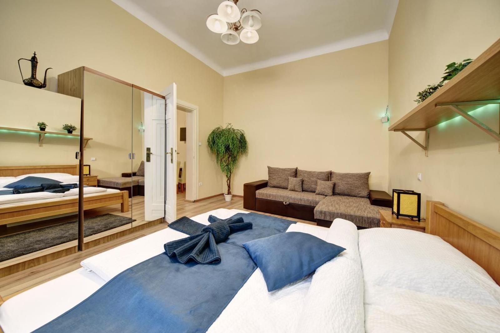 Fashion Street Loft Lägenhet Budapest Exteriör bild